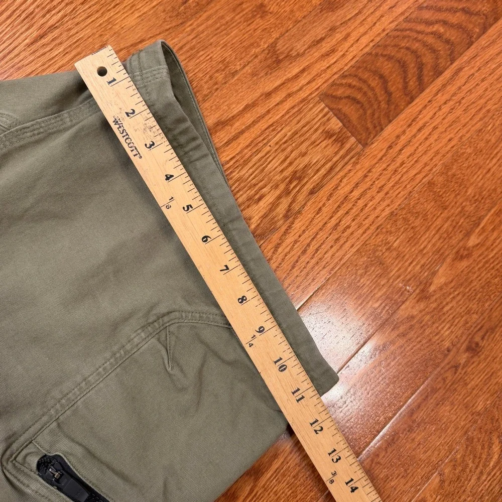 Duluth Trading Co Flex Fire Hose Cargo Shorts Mens 40 Standard Fit Green Utility